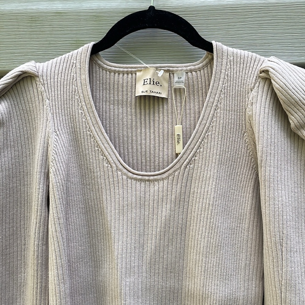 Elie Tahari Stone Puff Shoulder Knit Blouse - Picture 2 of 7